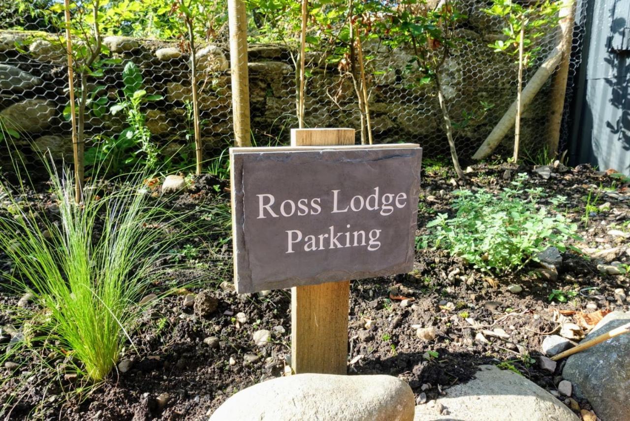 Ross Lodge Comrie Zewnętrze zdjęcie